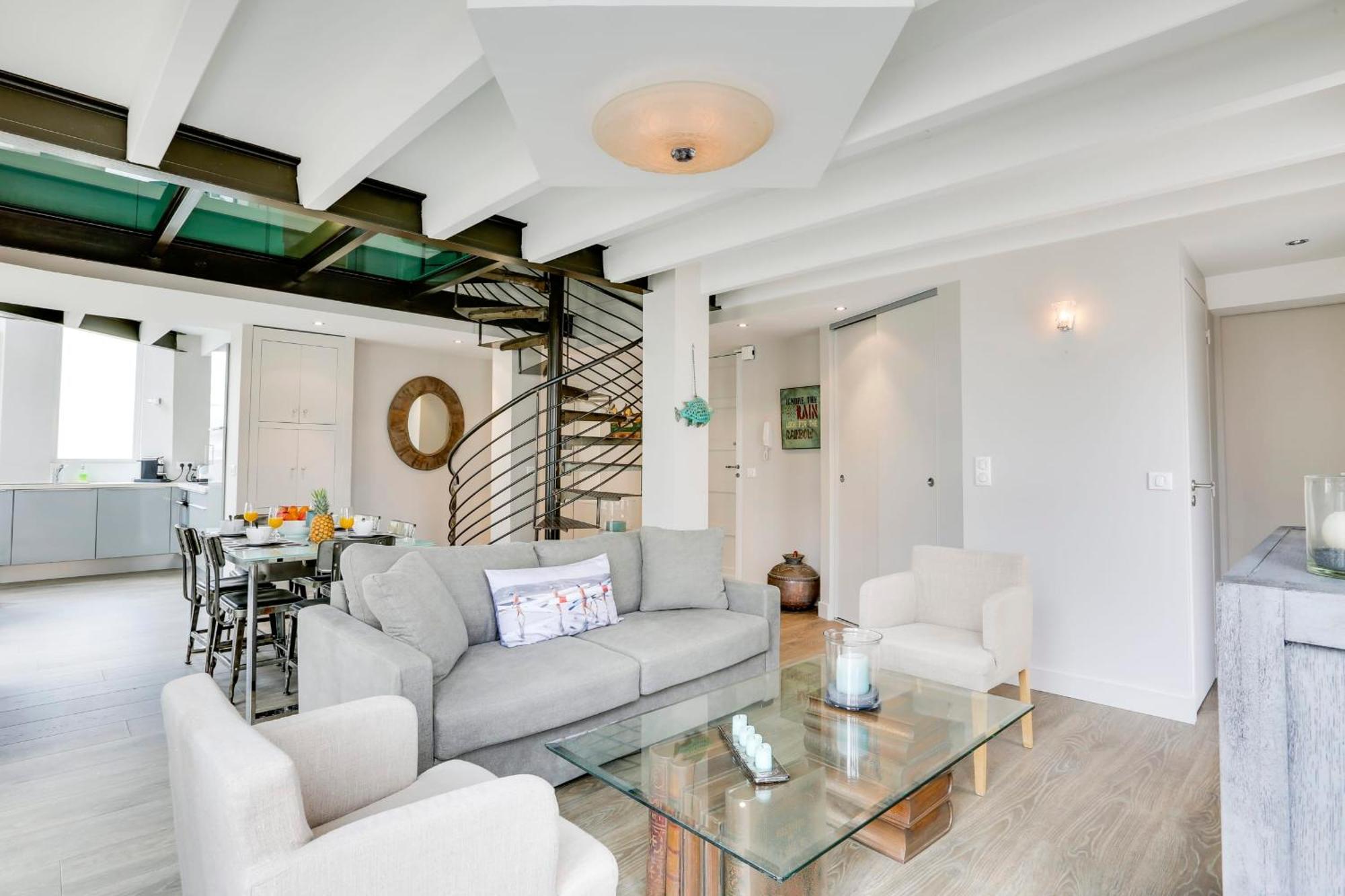 Duplex Chroma - Welkeys Apartment *